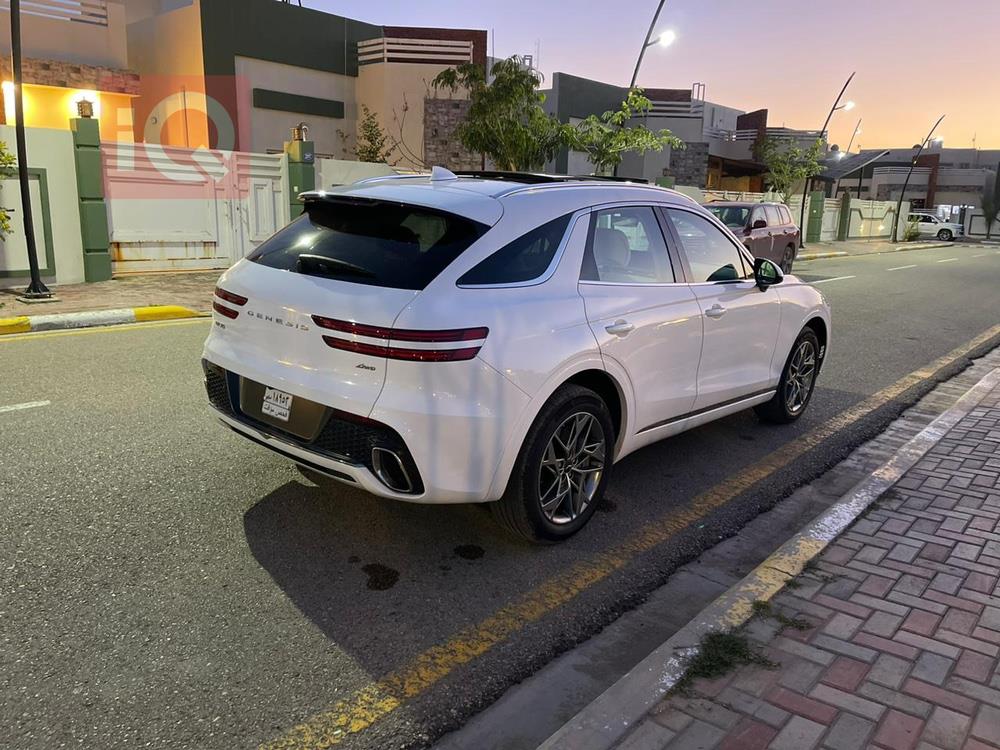 جنسس GV70
